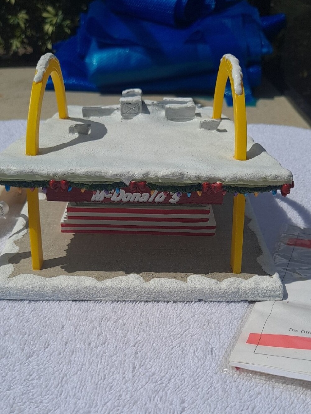 McDonald's Golden Arches Lighted Ceramic Sculpture. Holiday! - Picture 2 of 11